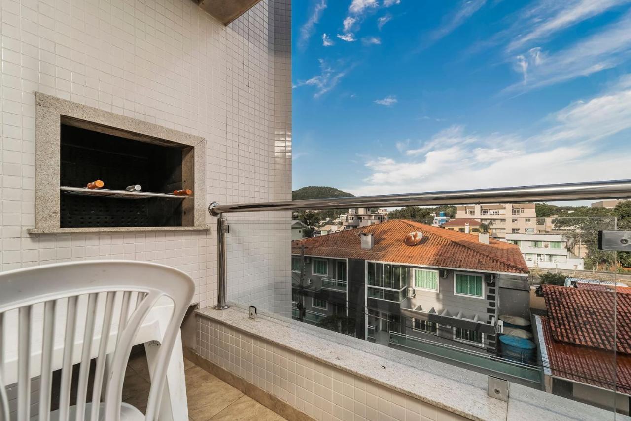 Residencial Edite No Centro De Bombinha Бомбиньяс Экстерьер фото